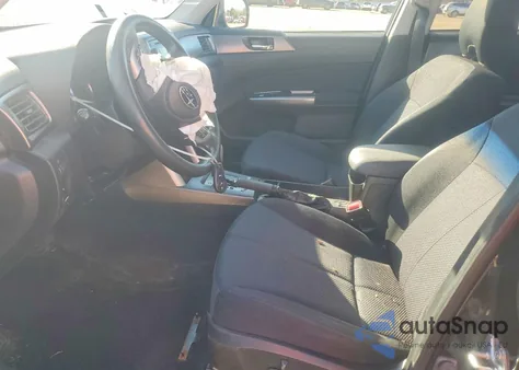 2011 Subaru Forester 2.5X Premium z USA, uszkodzony, nr VIN JF2SHBDC5BH762974